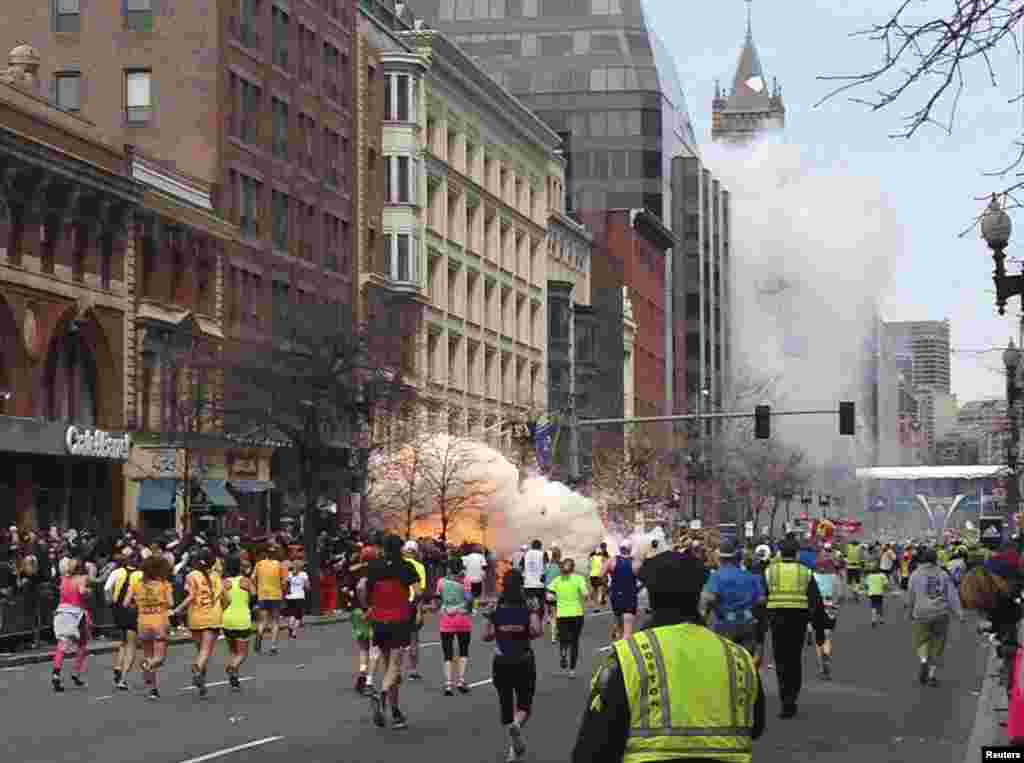 Na mestu eksplozije na Bostonskom maratonu