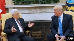 Donald Trump și Mahmud Abbas la Casa Albă de la Washington, 3 mai 2017