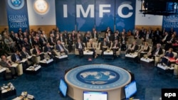 Заседание в штаб-квартире МВФ в Вашингтоне
