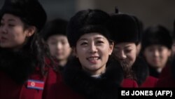 Болельщицы, направленные Пхеньяном на Олимпиаду в Пхёнчхан, прошли в КНДР строгий отбор 