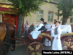 Dosadašnje izborno iskustvo je pokazalo da su najviše glasova u svim zajednicama osvajale liste sa imenima najjačih stranaka u toj zajednici. (Foto: Festival bunjevačkih Hrvata)