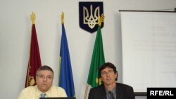 Жан П’єр Барб’є і Марк Лескур під час прес-конференції у Харкові