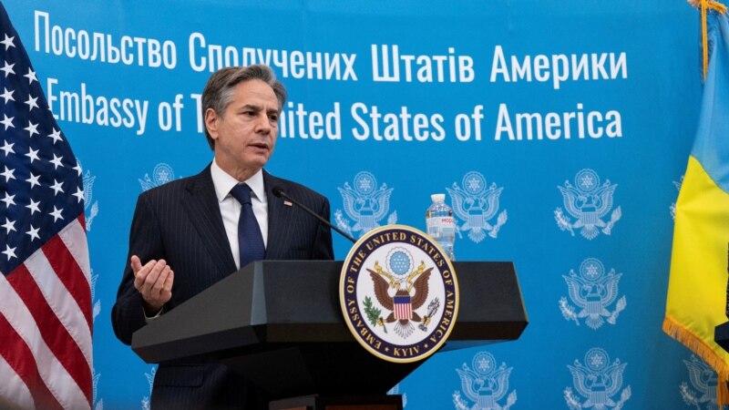 د امریکا د بهرنیو چارو وزیر انتوني بلېنکن اوکراین ته تللی