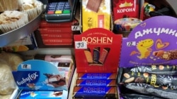Шоколадные батончики Roshen и шоколад «Корона»