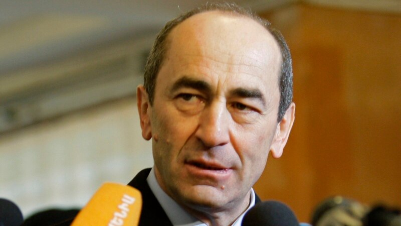 КС Армении принял решение в пользу Роберта Кочаряна, заявили адвокаты