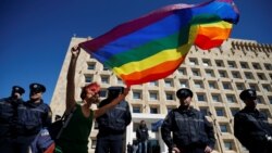 «Запрет ЛГБТ-пропаганды связан, по моему мнению, с выборами»