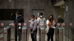 Prizor iz Atene, 4. maj