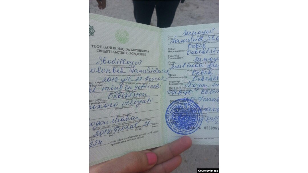 Жавлонбекка берилган туғилганлик тўғрисидаги гувоҳнома.