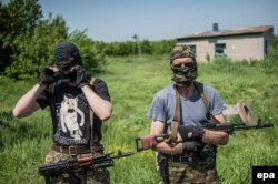Блокпост сепаратистов возле Славянска