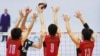 والیبال ایران و تماشاگرانش ۳ ژاپن۰؛ یک گیم تا لیگ جهانی