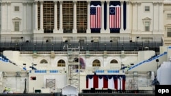 سازه‌ها در واشینگتن برای مراسم تحلیف دونالد ترامپ در مقام ۴۵مین رئیس‌جمهوری آمریکا