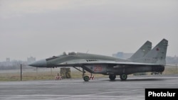 Armenia - A Russian MiG-29 fighter jet prepares for takeoff at the Erebuni air base in Yerevan, 12Mar2016.