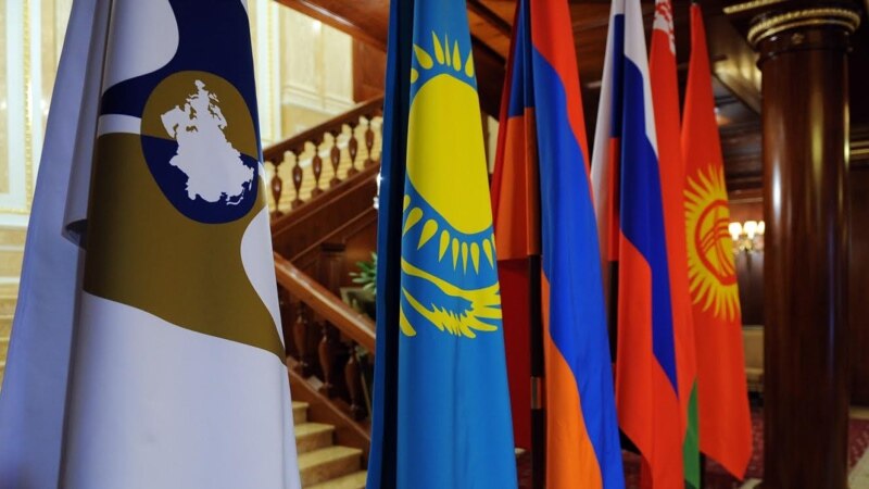 Таджикистан изучает вопрос вступления в ЕАЭС