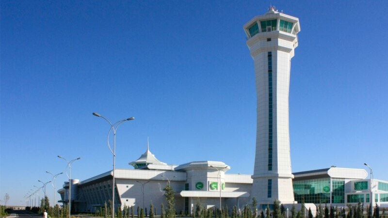 Ozal bitiren işleri sorag astynda galýan hususy kärhana täze aeroport ynanyldy