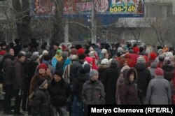 Участники схода-протеста в Иркутске