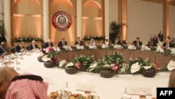 A general view of the Arab League participants during lunch in the Jordanian Dead Sea resort of Sweimeh, March 29, 2017