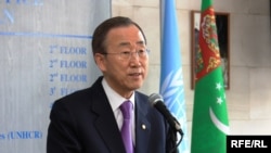الأمين العام للأمم المتحدة بان كي مون يلقي كلمة في عاصمة تركمانستان