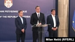 Šef policije Nebojša Stefanović, predsednik Aleksandar Vučić i šef BIA Bratislav Gašić