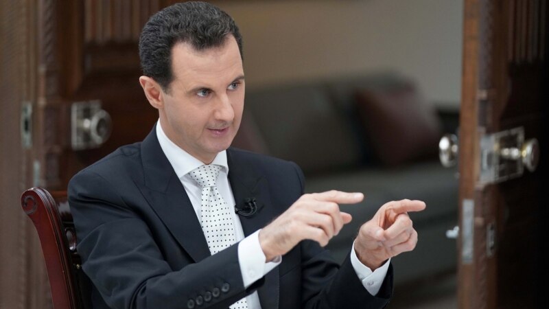 Assad Soçiyə gəlib