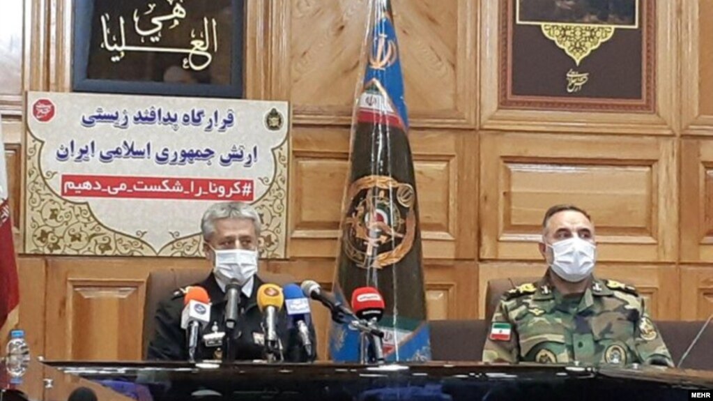 Admiral Mostafa Maddah, Head of Army Health, and Admiral Habbibollah Sayyari, Deputy Commander of Iran's regular Army, at a meeting of Bio-Defense Headquarters. March 23, 2020.