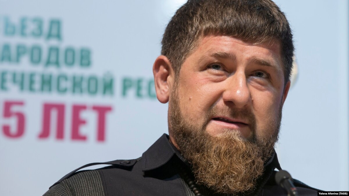 Кадыров назвал своего кандидата в президенты России новое фото Кадыров назвал своего кандидата в президенты России новейшие фото