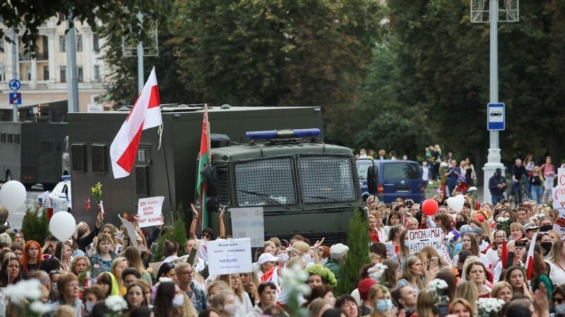 В Минске на женском марше задержали журналистов белорусской службы Радыё Свабода