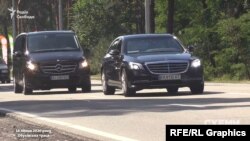 Кортеж Зеленського проїхав повз знімальну груп без проблискових маячків, поліцейських і зі швидкістю пасажирського автобуса в 60 км/год