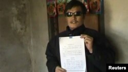 Aktivisti kinez Chen Guangcheng