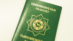 Garaşsyz neşir: Türkmen wekilhanalary tarapyndan möhleti uzaldylan biometriki pasportlary özge ýurtlar ykrar etmeýär