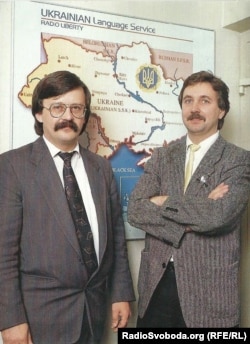 Богдан Нагайло (ліворуч), тодішній директор Української редакції Радіо Свобода, і його заступник Михайло Мигалисько в радійному офісі в Мюнхені