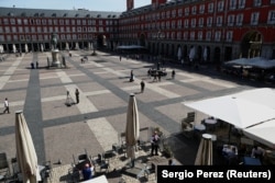 Центральная площадь Пласа Майор в Мадриде, где в свое время казнили женщин, обвиненных в ведовстве