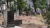 Падчас зносу помнікаў на Вайсковых могілках у Менску, архіўнае фота