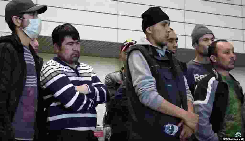 Tajik citizens were unable to fly home from Mosow's Domodedovo Airport. After 10 days of waiting inside the terminal, they were removed and thrown onto the streets by Russian security forces on March 31.