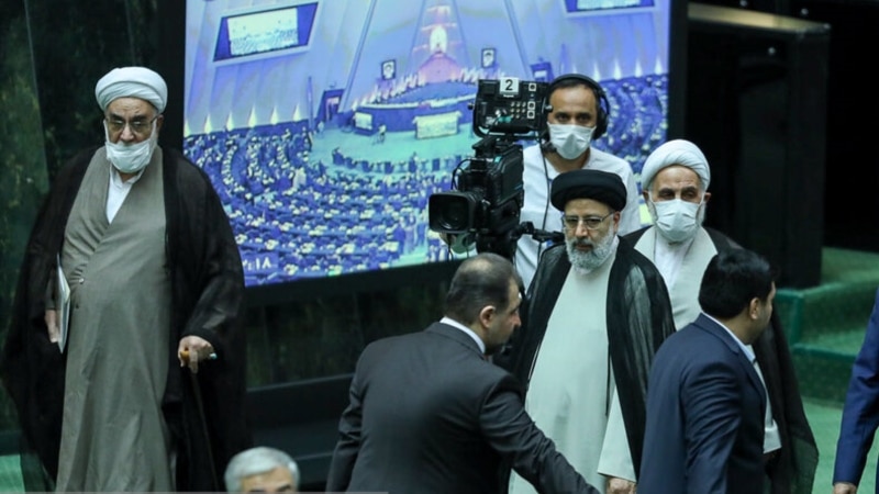 افتتاح مجلس یازدهم؛ رئیس سنی مجلس: نه وکیل‌الدوله هستیم و نه معاند‌الدوله