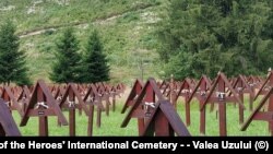 Romania - Cimitirul Internațional al Eroilor din Valea Uzului