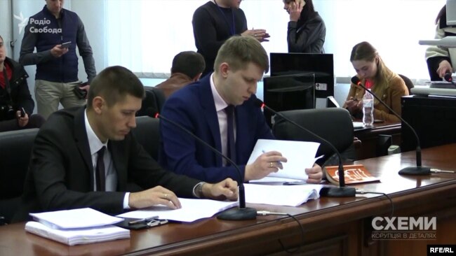 Прокурор Роман Симків заявляє, що скарга адвоката Мартиненка є тиском на прокурорів у справі