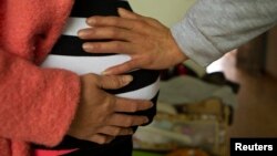  طبق یک نظرسنجی بیش از ۶۰ درصد مردم تهران «تمایلی» به فرزندآوری ندارند