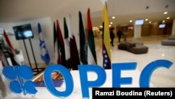 OPEC logo is pictured ahead of an informal meeting between members of the Organization of the Petroleum Exporting Countries (OPEC) in Algiers, Algeria September 28, 2016.