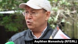 Главный редактор журнала «Жулдыздар отбасы. Аныз Адам» Жарылкап Калыбай. Алматы, 11 мая 2014 года.