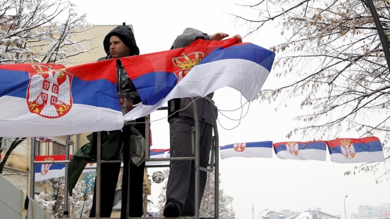 Lista Serbe, ndërmjet pushteteve në Prishtinë dhe Beograd