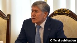Алмазбек Атамбаев.