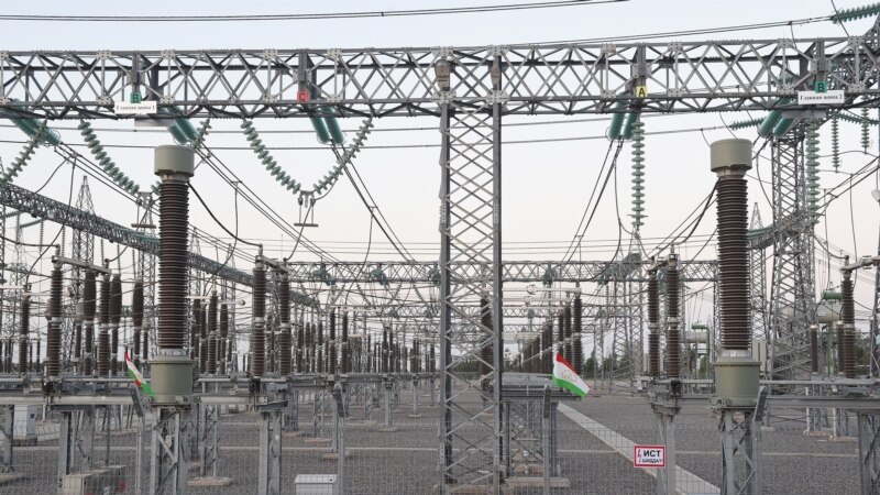 Жители Душанбе возмущены огромными счетами за потребленную электроэнергию