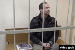 Ильдар Дадин в Басманном суде Москвы
