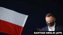 Полскиот претседател Анджеј Дуда гласа на претседателските избори