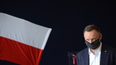Президентът на Полша Анджей Дуда внесе законопроект който цели да