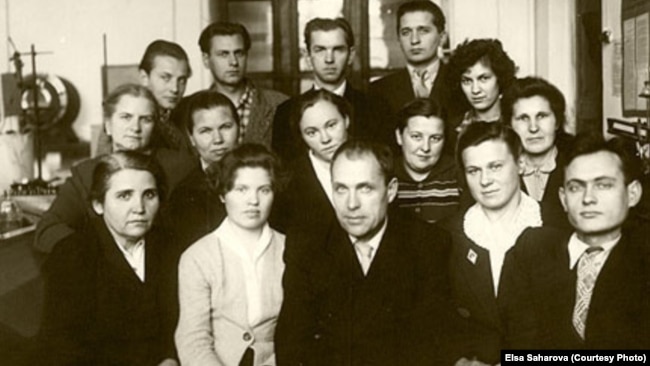 Армин Стромберг с сотрудниками кафедры, начало 1960-х годов
