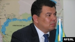 KEGOC АҚ-ның президенті Қанат Бозымбаев. Бурабай, 14 қазан, 2009 жыл. 