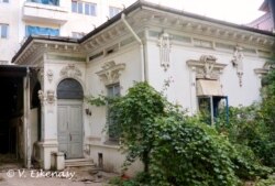 Casă în stil Art Nouveau complet abandonată (Str. Schitu Măgureanu)