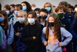 Франція: школярі в захисних масках, 1 вересня 2020 року