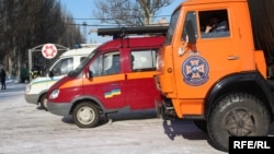 Машины спасательных бригад в Авдеевке, 31 января 2017